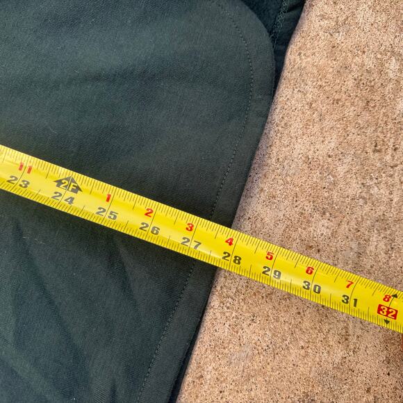 Vintage 90s Winnie The Pooh 100 Acre Disney Sweatshirt L? Large? Green V Neck - Picture 2 of 6